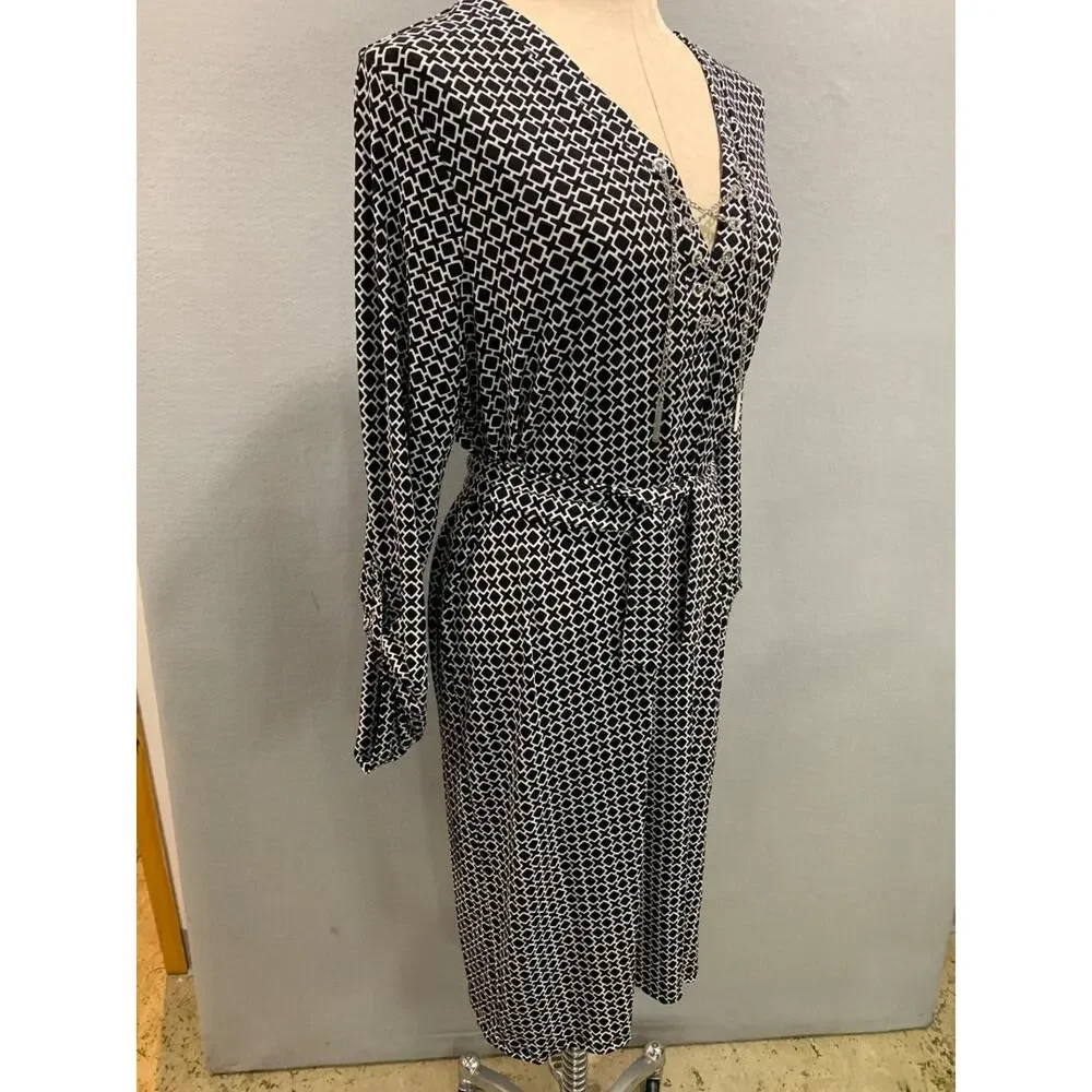 Size 1X Michael Kors Black White Belted Dress Chain Lace Up Neckline